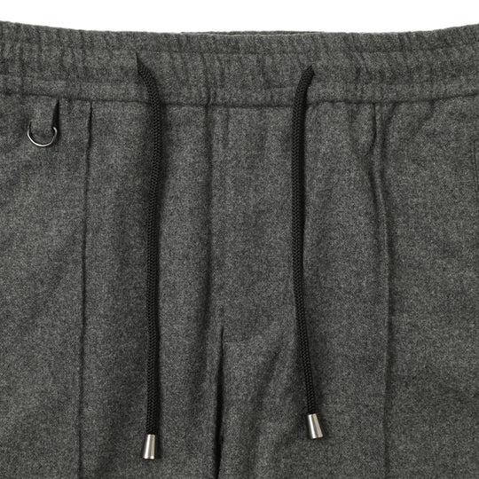 25AW新作【干場義雅×菅原靴店 コラボ別注モデル】【国内2店舗限定販売】 giabsarchivio ジャブスアルキヴィオ MSH/R3 前後永久クリース ウールパンツ A7072U チャコールグレー