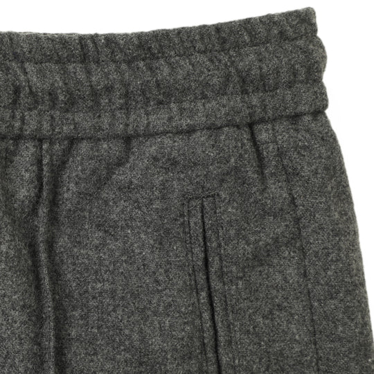 25AW新作【干場義雅×菅原靴店 コラボ別注モデル】【国内2店舗限定販売】 giabsarchivio ジャブスアルキヴィオ MSH/R3 前後永久クリース ウールパンツ A7072U チャコールグレー