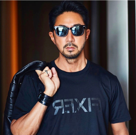 リバースプリントクルーネックTシャツ オールブラック