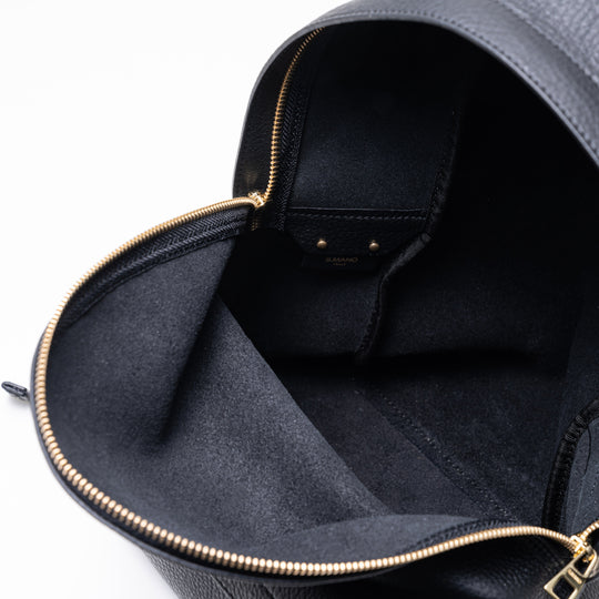 デイパック ブラック