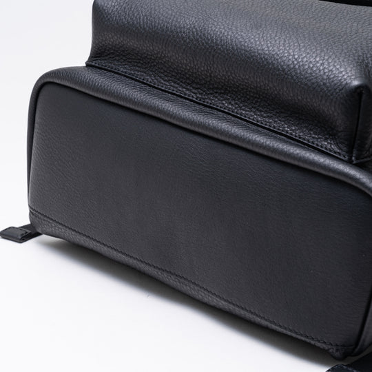 デイパック ブラック