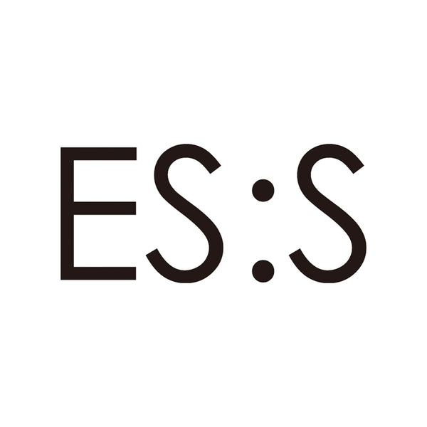 ES : S – MINIMAL WARDROBE（ミニマルワードローブ）