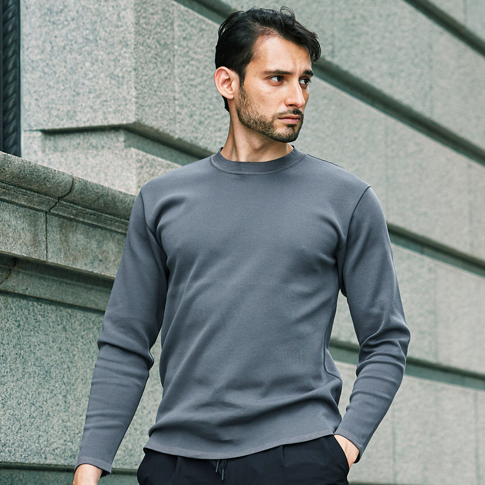 DESIGNWORKSライトグレー ドレープニット 長袖 テックニット ロングスリーブティ グレー – MINIMAL WARDROBE