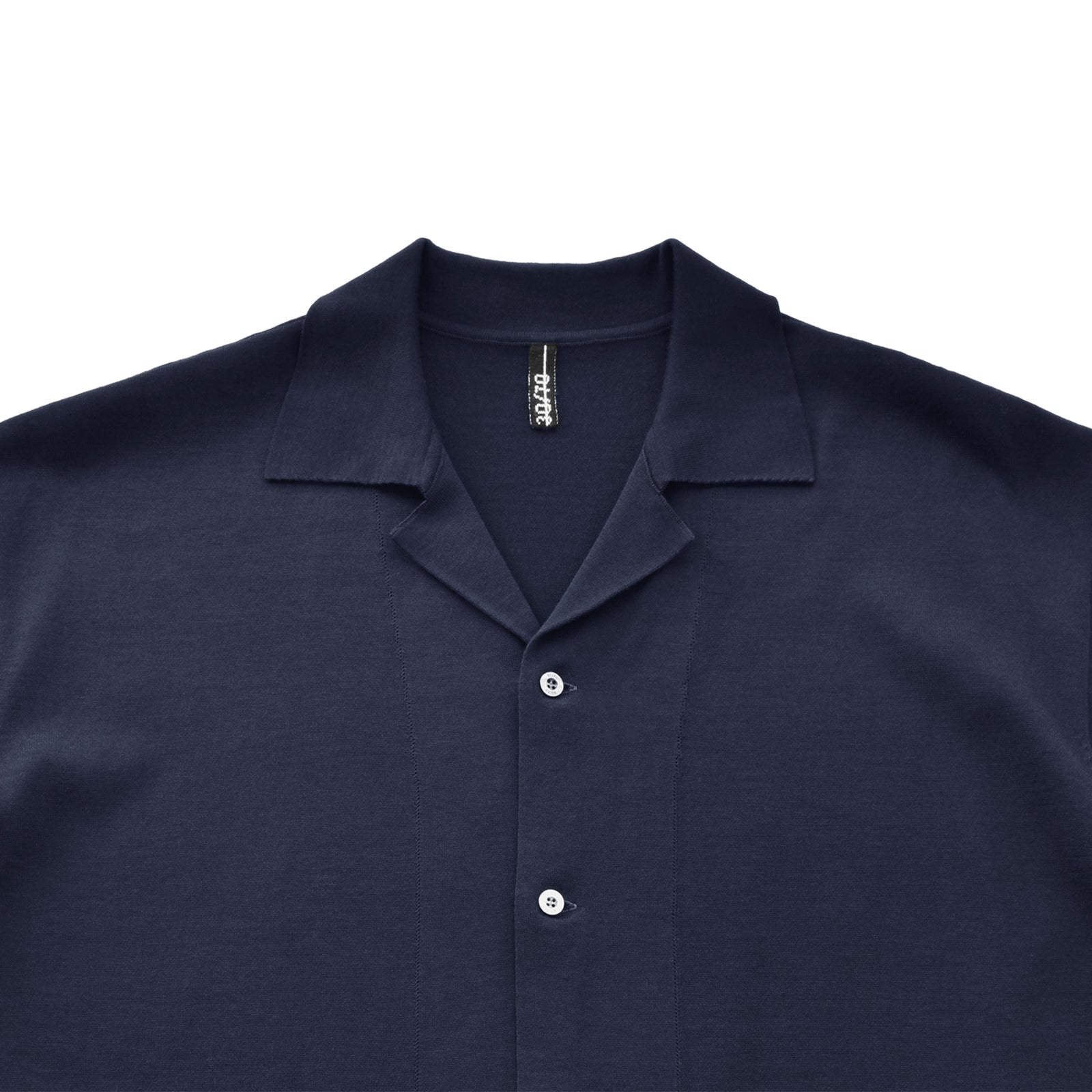 terroir リラクシングオープンカラーシャツ ネイビー – MINIMAL WARDROBE