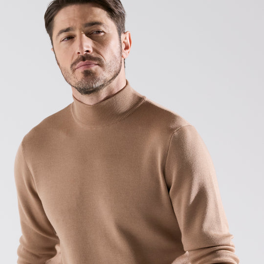 lusso ハイネックプルオーバー シガーベージュ