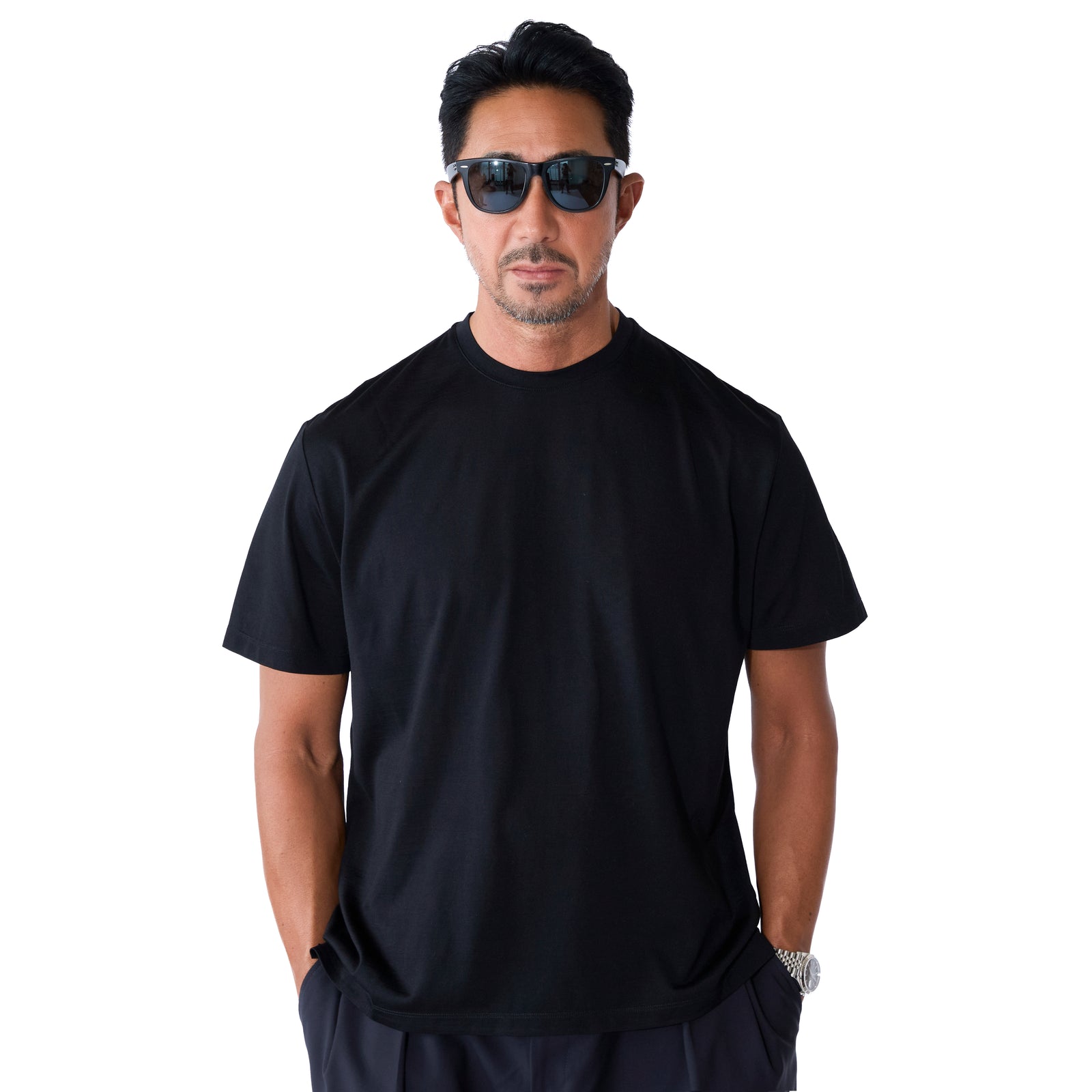 ウォッシャブルシルク クルーネックTシャツ ブラック – MINIMAL WARDROBE