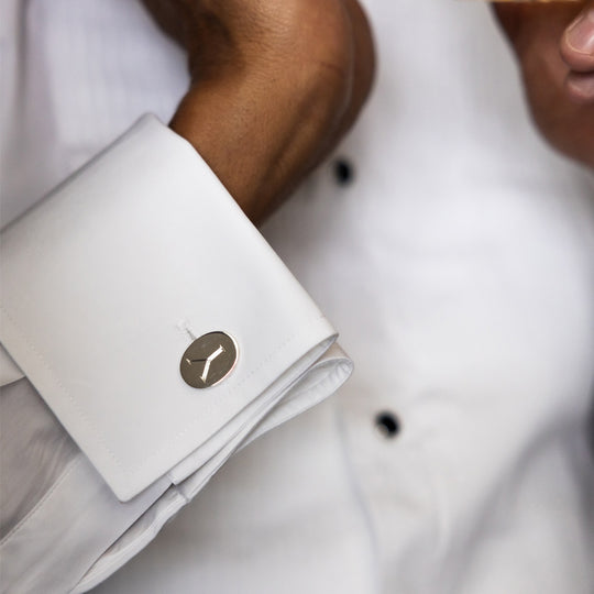 クラッシック オーバル イニシャル カフリンクス プラチナ