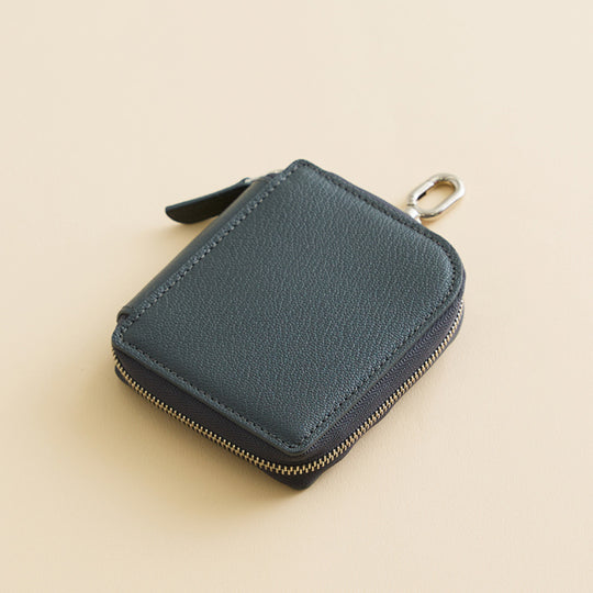 Key Case W Wキーケース 110 グレー&オフホワイト