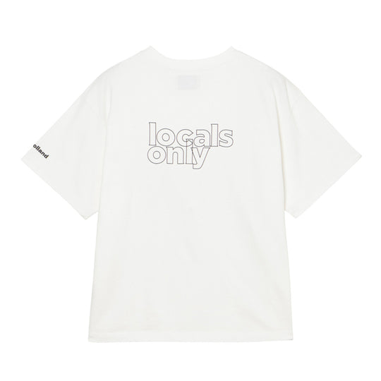 ＜HUGH HOLLANDコラボレーション＞ユニセックス Ｔシャツ ”Red Trails (Santa Monica Hills, 1976)”  ホワイト