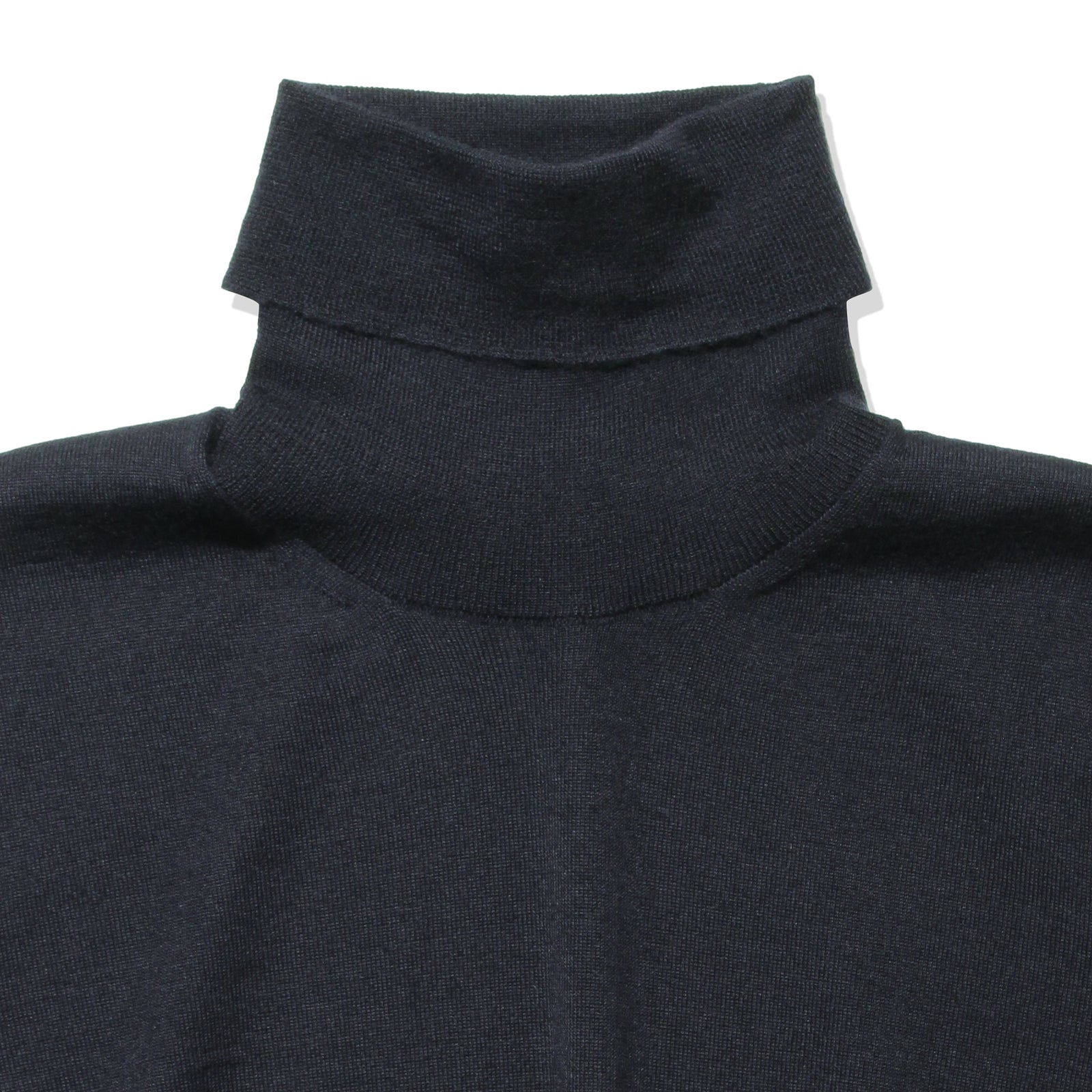 カシミアシルクタートルネックニット ネイビー – MINIMAL WARDROBE