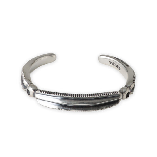 Flat top feather Bangle