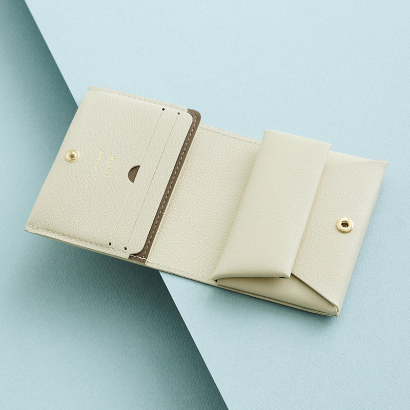 二つ折り財布 398 オフホワイト – MINIMAL WARDROBE