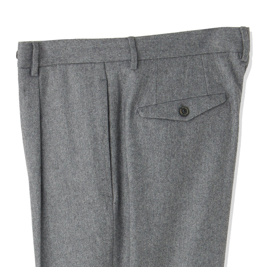 ARECHI ウールカシミヤナイロンストレッチ 1プリーツテーパードパンツ グレー