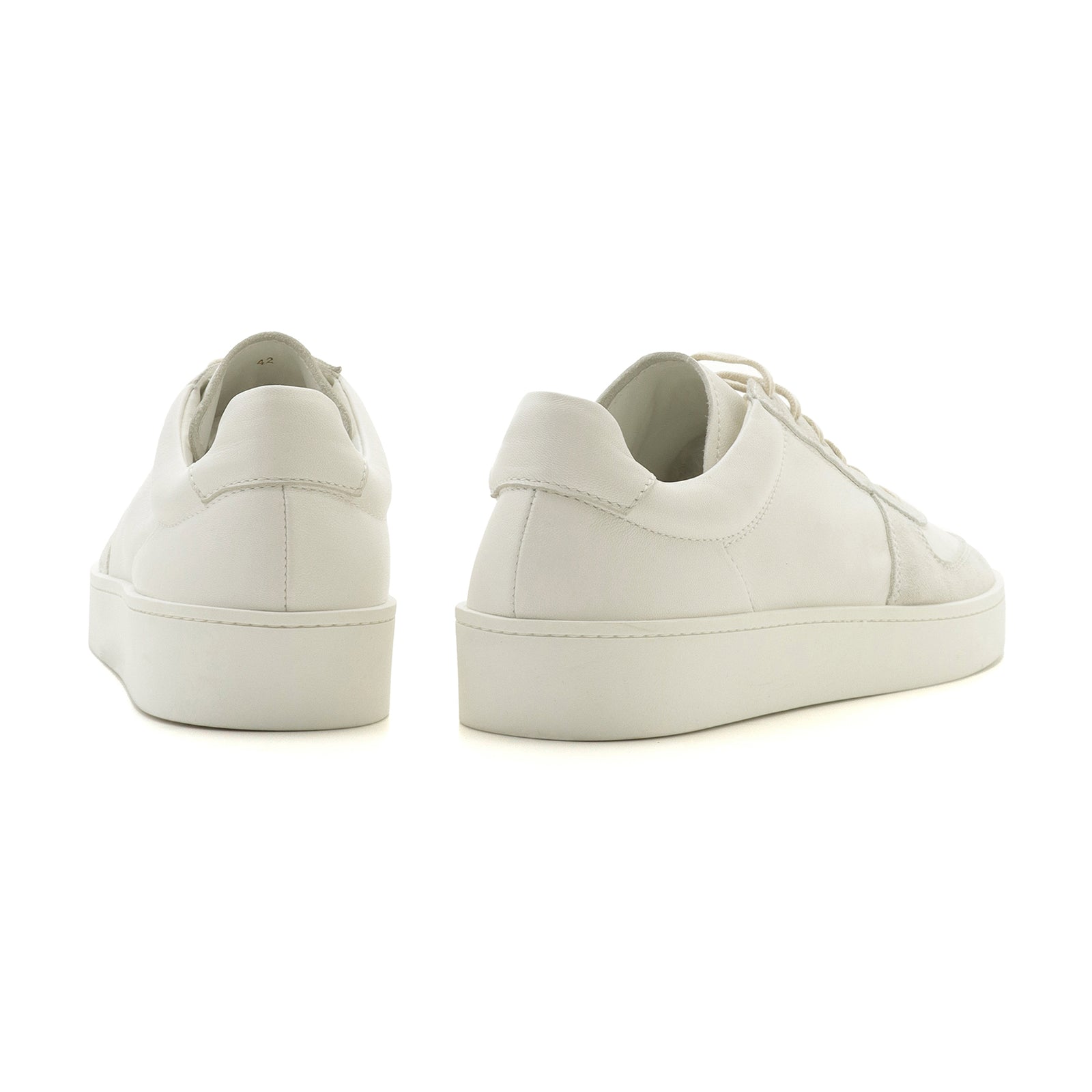 M009 MAGIC SUEDE BIANCO – MINIMAL WARDROBE