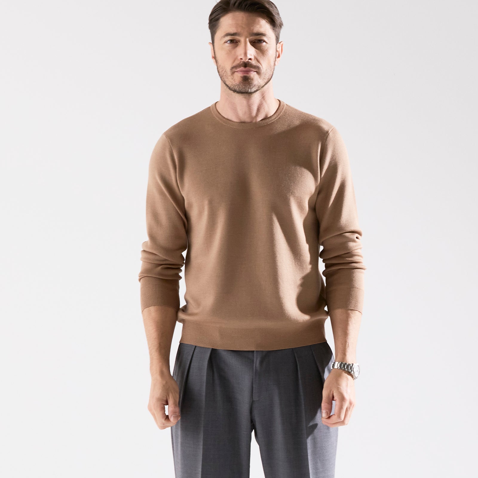 lusso クルーネックセーター18Gスムース シガーベージュ – MINIMAL