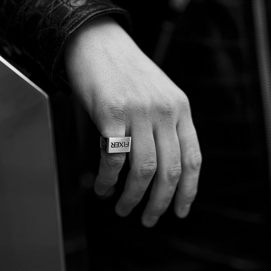FIXER SIGNET RING 925 SILVER
