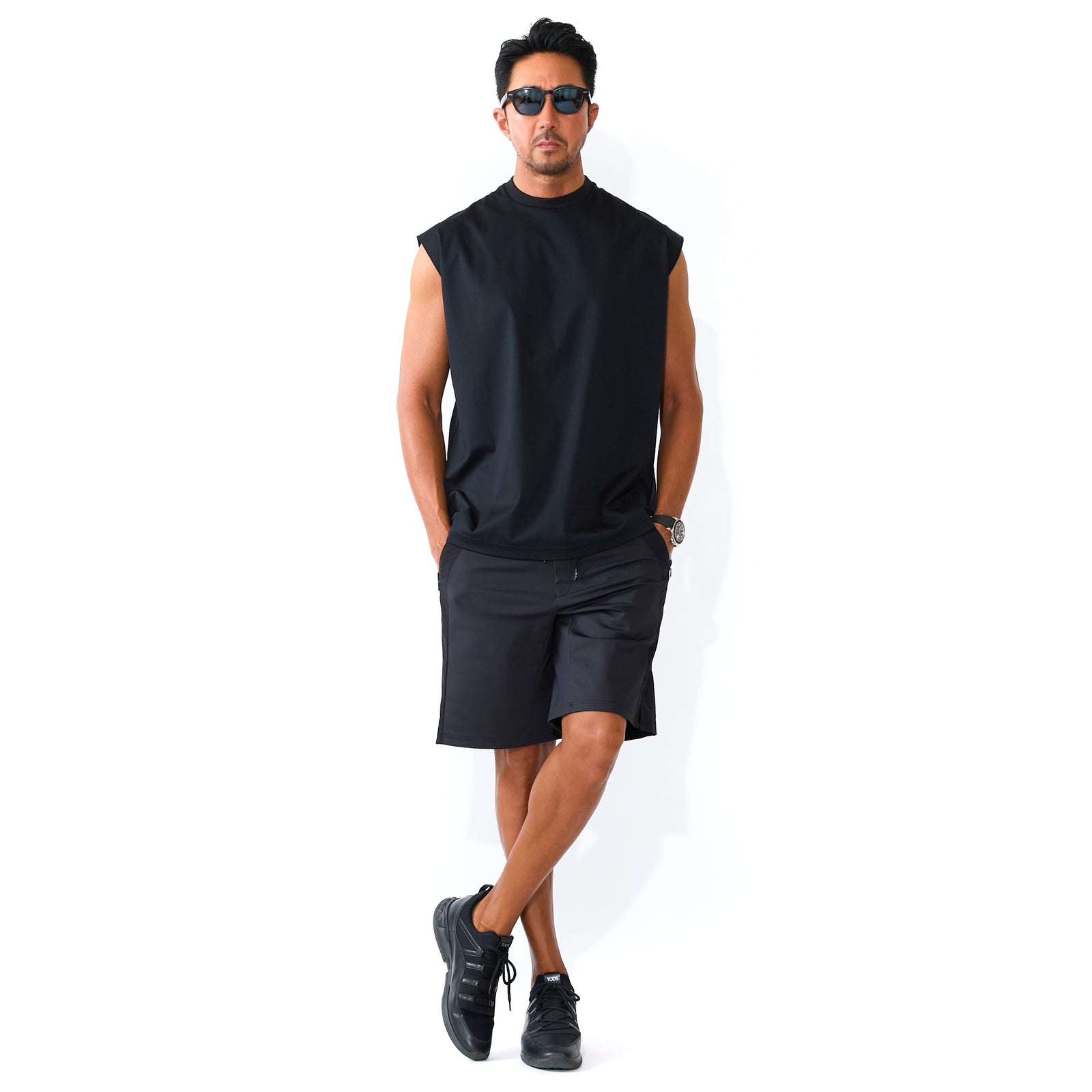 シルケット ノースリーブ 333_WW ブラック シルケット ノースリーブ 333_WW ブラック – MINIMAL WARDROBE