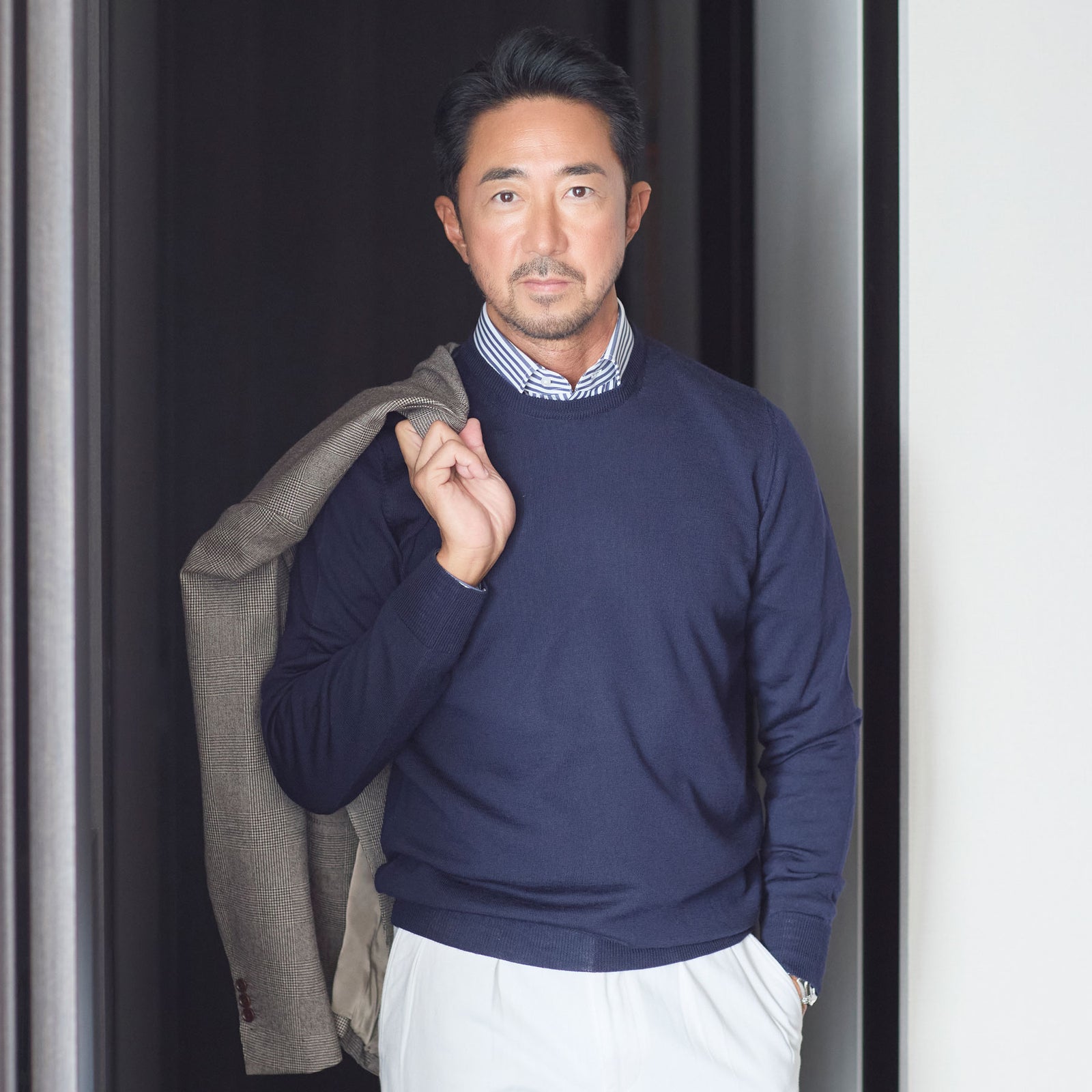 イタリア製メリノウールニット クルーネック ネイビー – MINIMAL