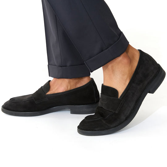 ヤヌスカーフ スエード アンライニング コインローファー ブラック