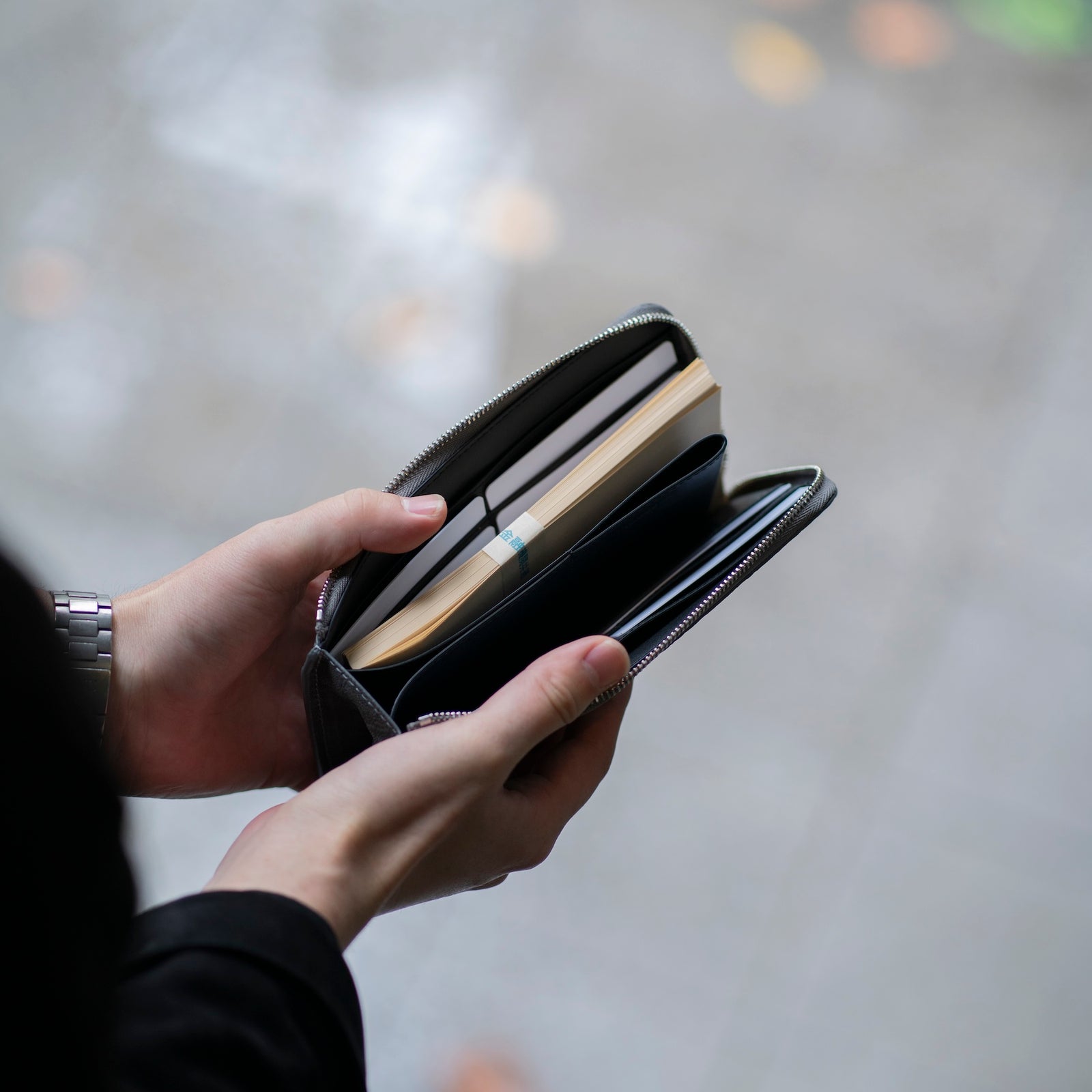 クロコダイル L字ロングジップウォレット ブラック – MINIMAL WARDROBE