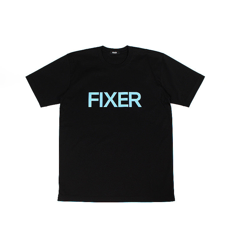 【関税込み】KHOKI ブラック マルチプリント Tシャツ プリントクルーネックTシャツ ブラック×サックス – MINIMAL