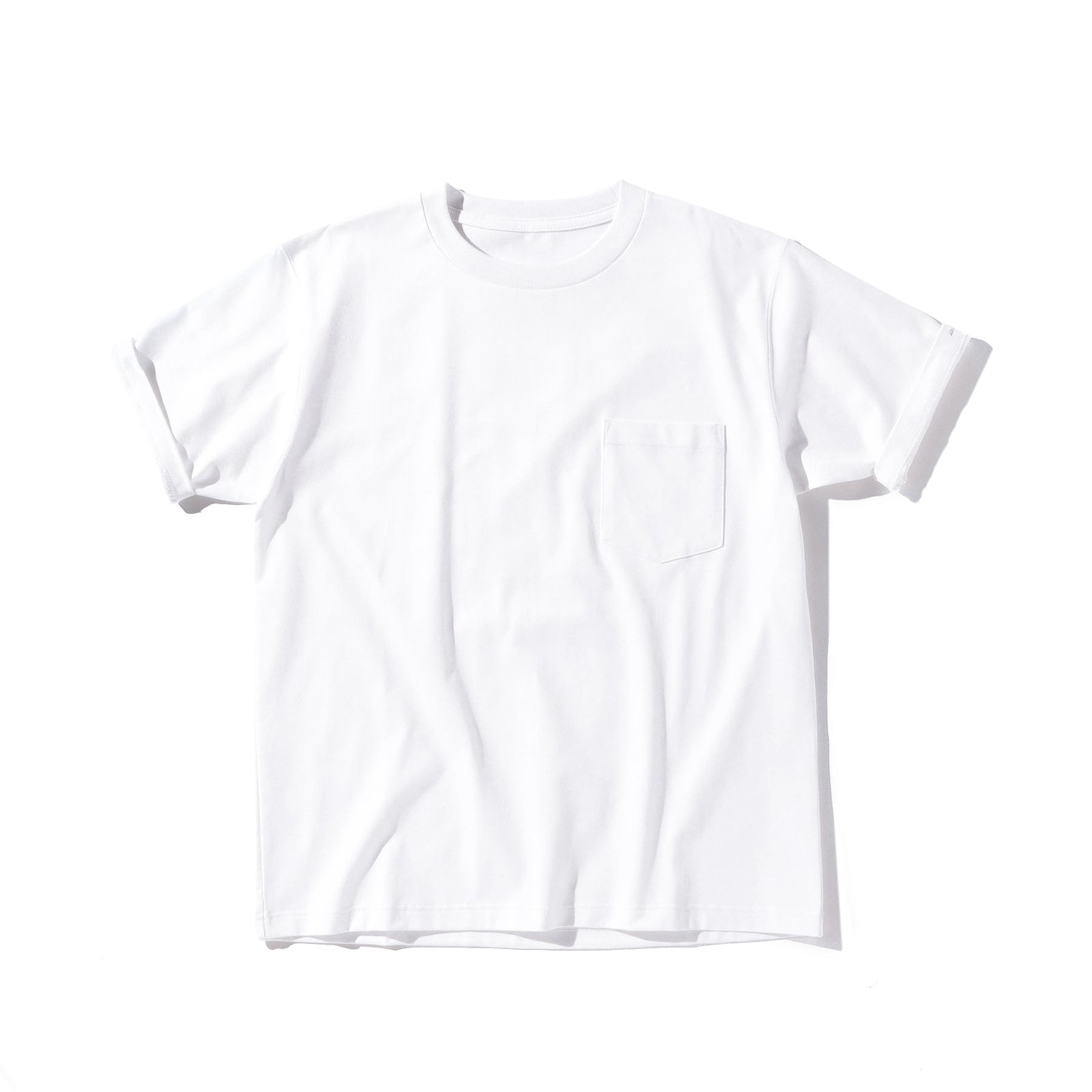 干場×サトシーノが作るポケット付きTシャツ T-2 ホワイト – MINIMAL WARDROBE（ミニマルワードローブ）