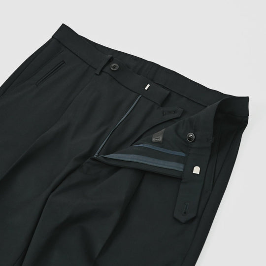 ZERO-TRIA Strech Hybrid Twill １プリーツモダン テーパードスラックス コスモネイビー