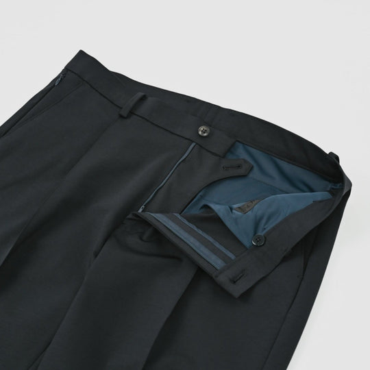 Duplex Cotton Jersey １プリーツ トラベル スラックス コスモネイビー