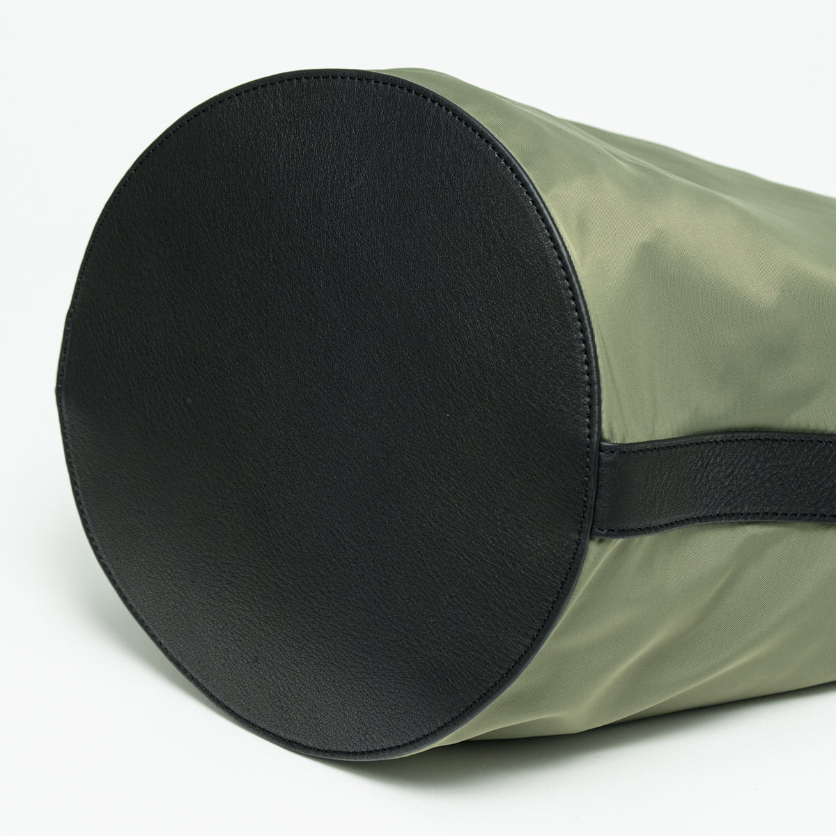 Seau épaule(BUCKET SHOULDER) カーキ – MINIMAL WARDROBE