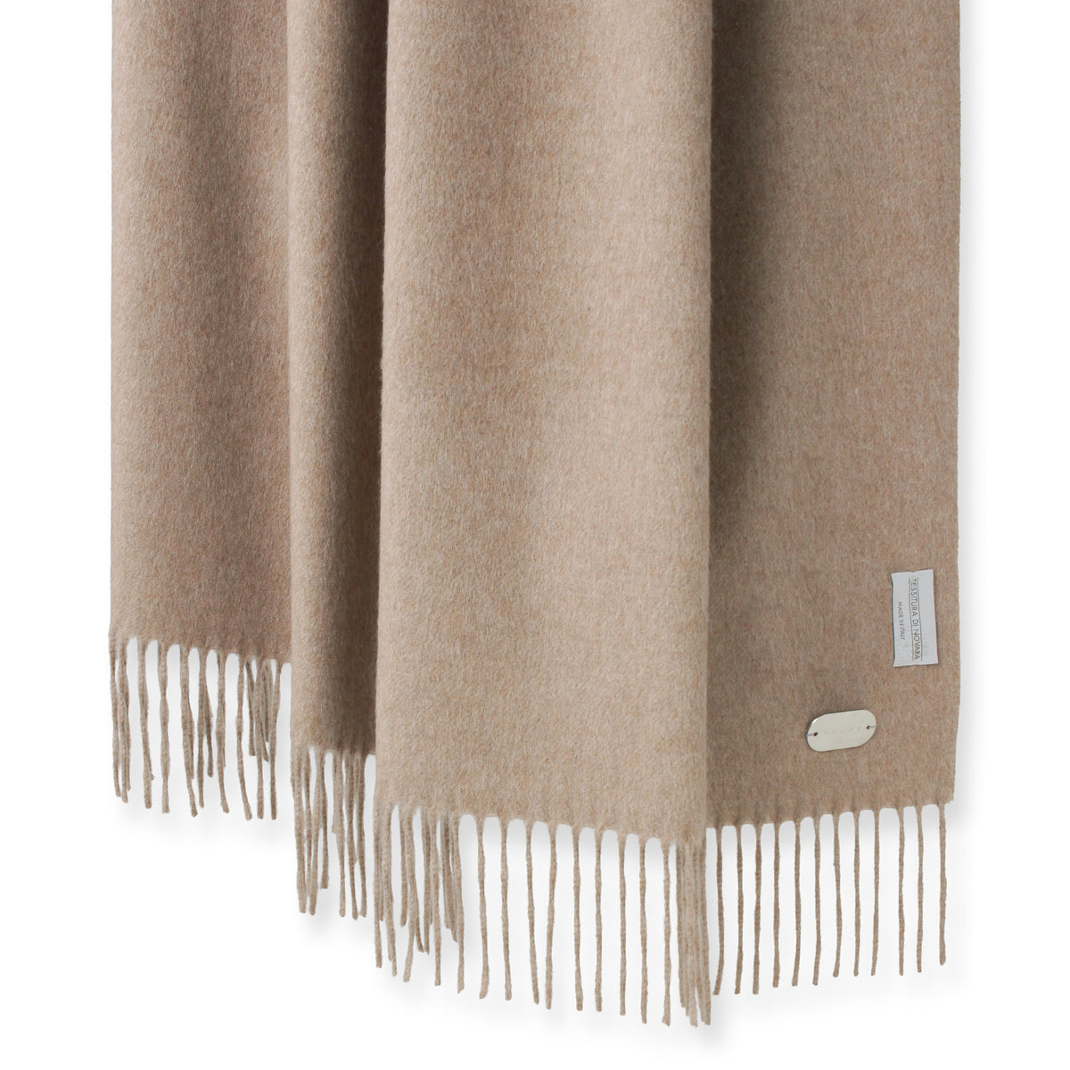 AVLDE – MINIMAL WARDROBE