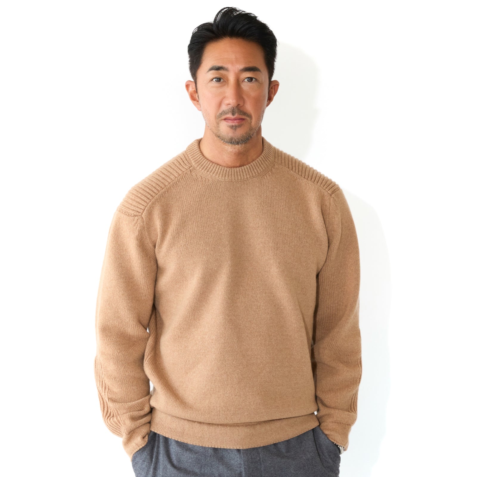 ☆ano☆　キャメル　サイズ0 干場別注】カシミヤミドルゲージ コマンドニット キャメル – MINIMAL