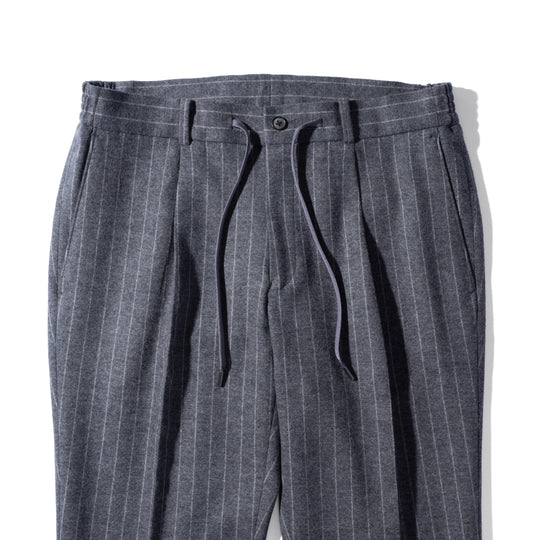 Optima 16.5 Merino Wool Jersey Banker Stripeサイドギャザートラウザー グレー