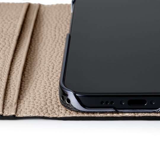 ダイアリーケース シュリンクレザー(iPhone 17) グレージュ