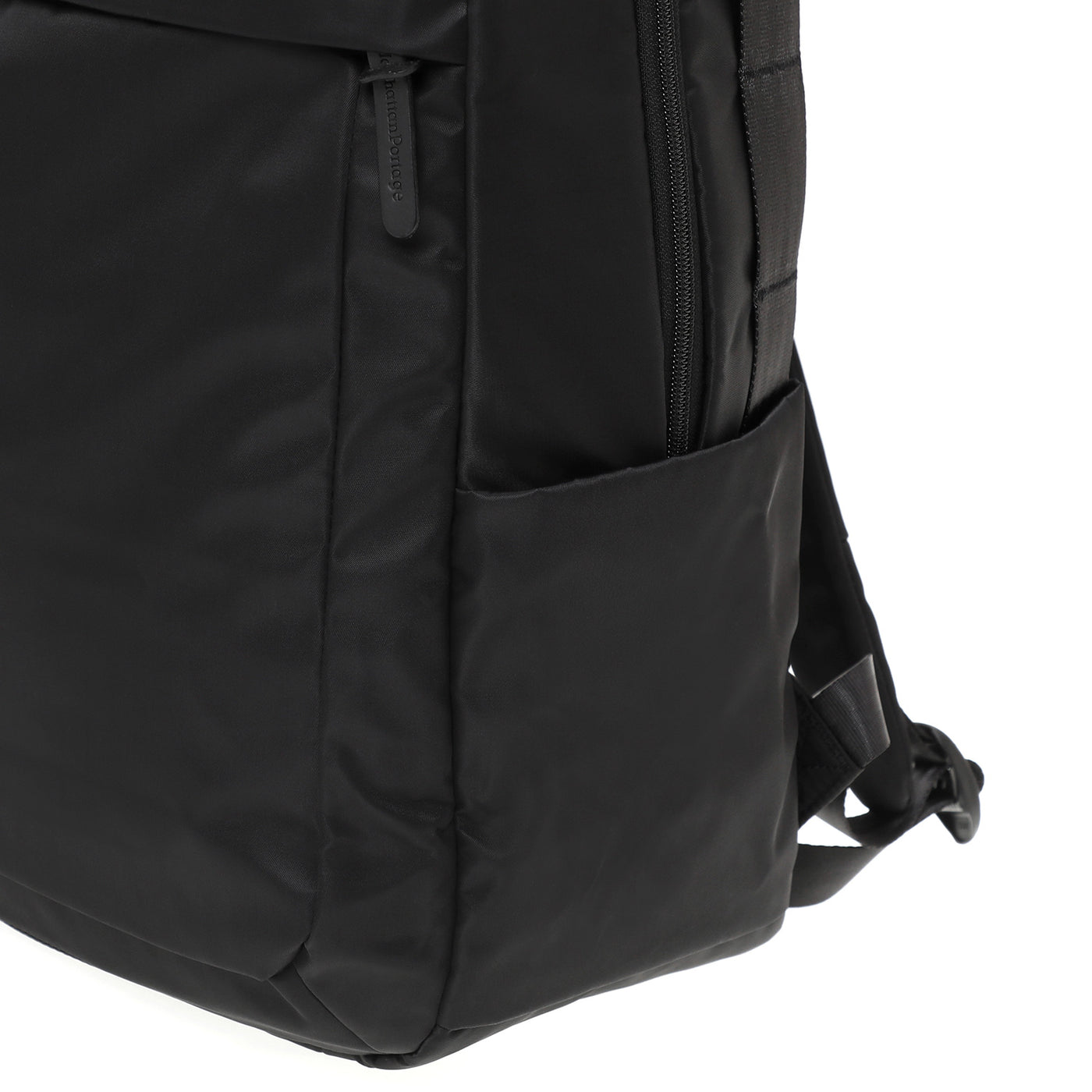 SOUTH STREET BACKPACK – MINIMAL WARDROBE