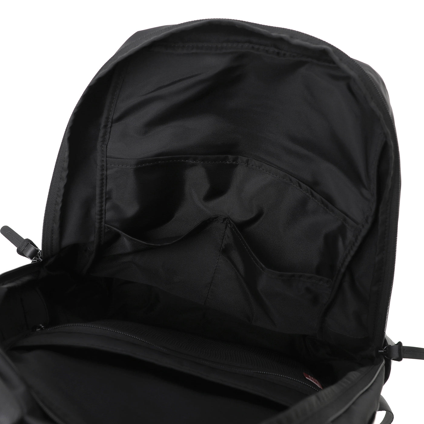 SOUTH STREET BACKPACK – MINIMAL WARDROBE