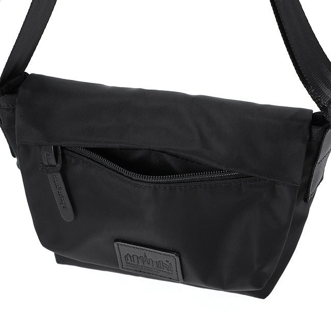 IRVING MESSENGER BAG