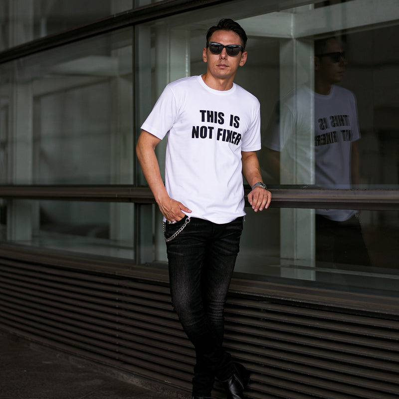 FTS-06 「THIS IS NOT FIXER」WHITEプリントTシャツ – MINIMAL