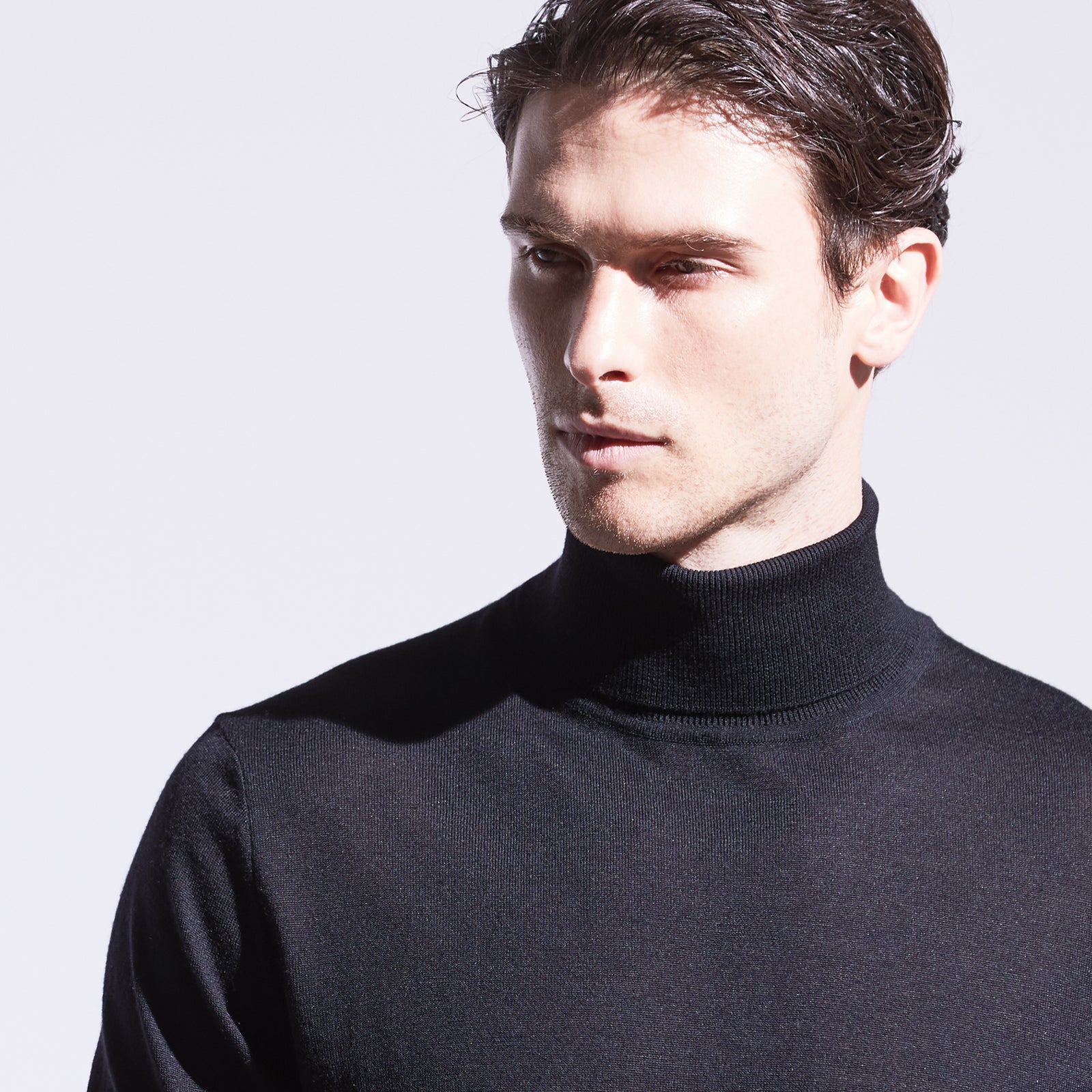ottimo タートルネックセーター 21G ネイビー – MINIMAL WARDROBE