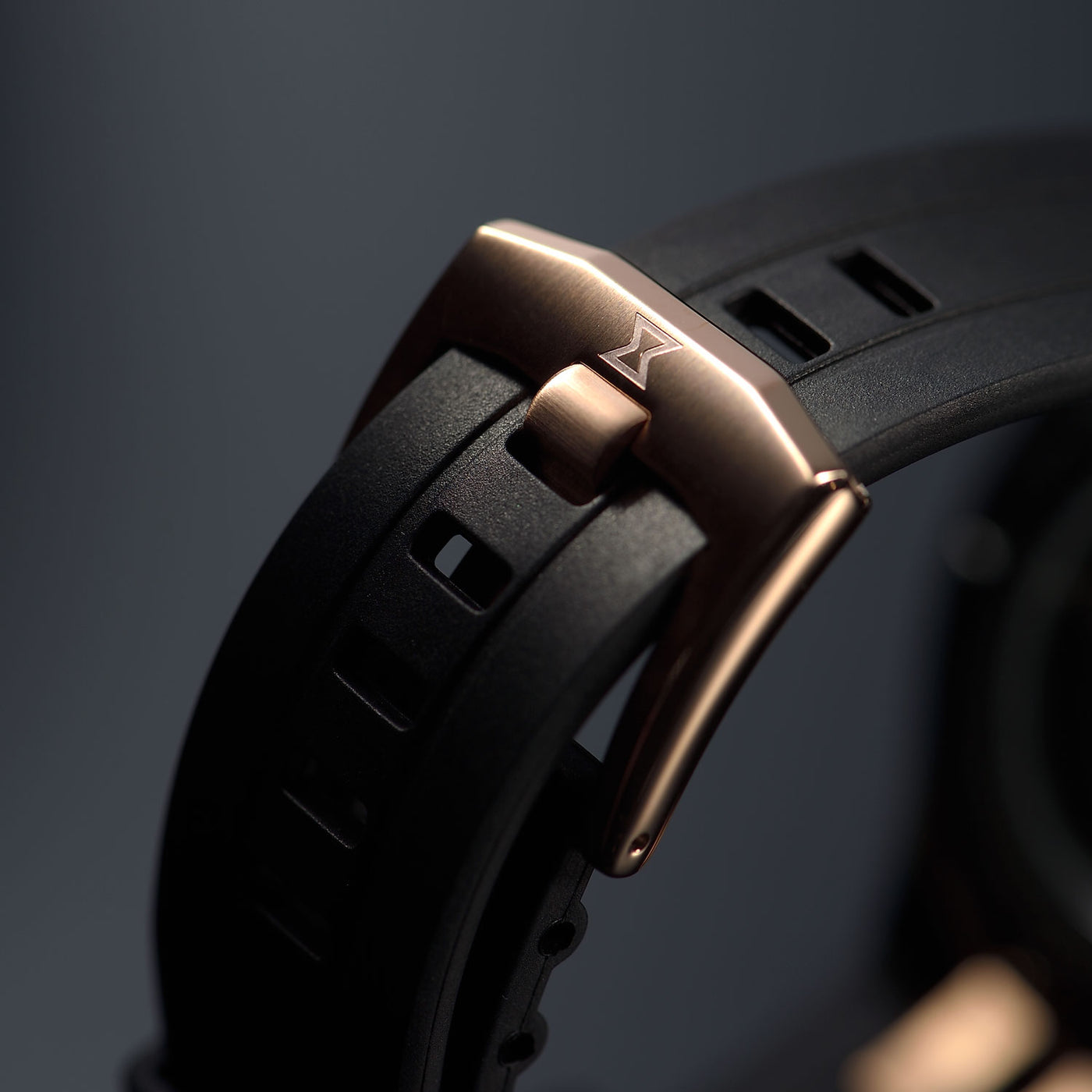 デルフィン メカノ オートマティック – MINIMAL WARDROBE